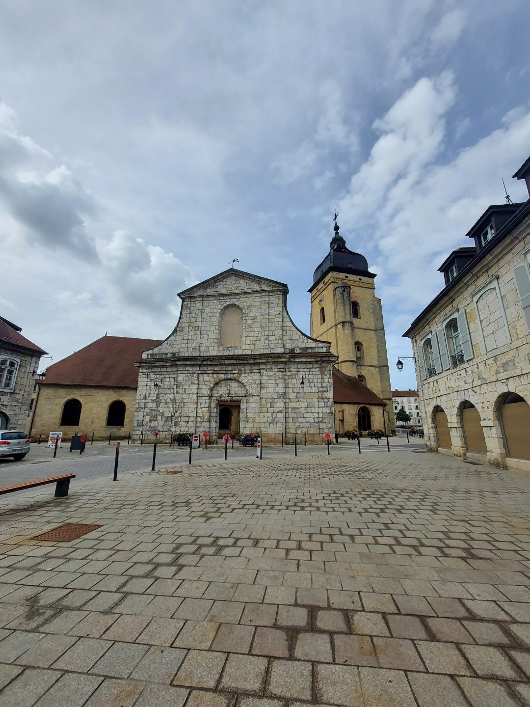 Église Saint-Bénigne de Pontarlier