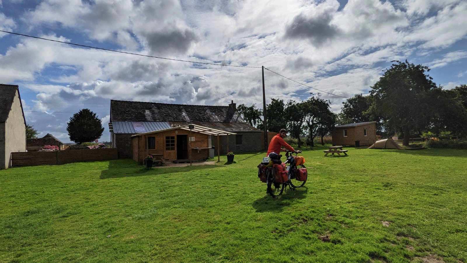 WhatsApp Image 2021-08-10 at 23.10.13 (2)