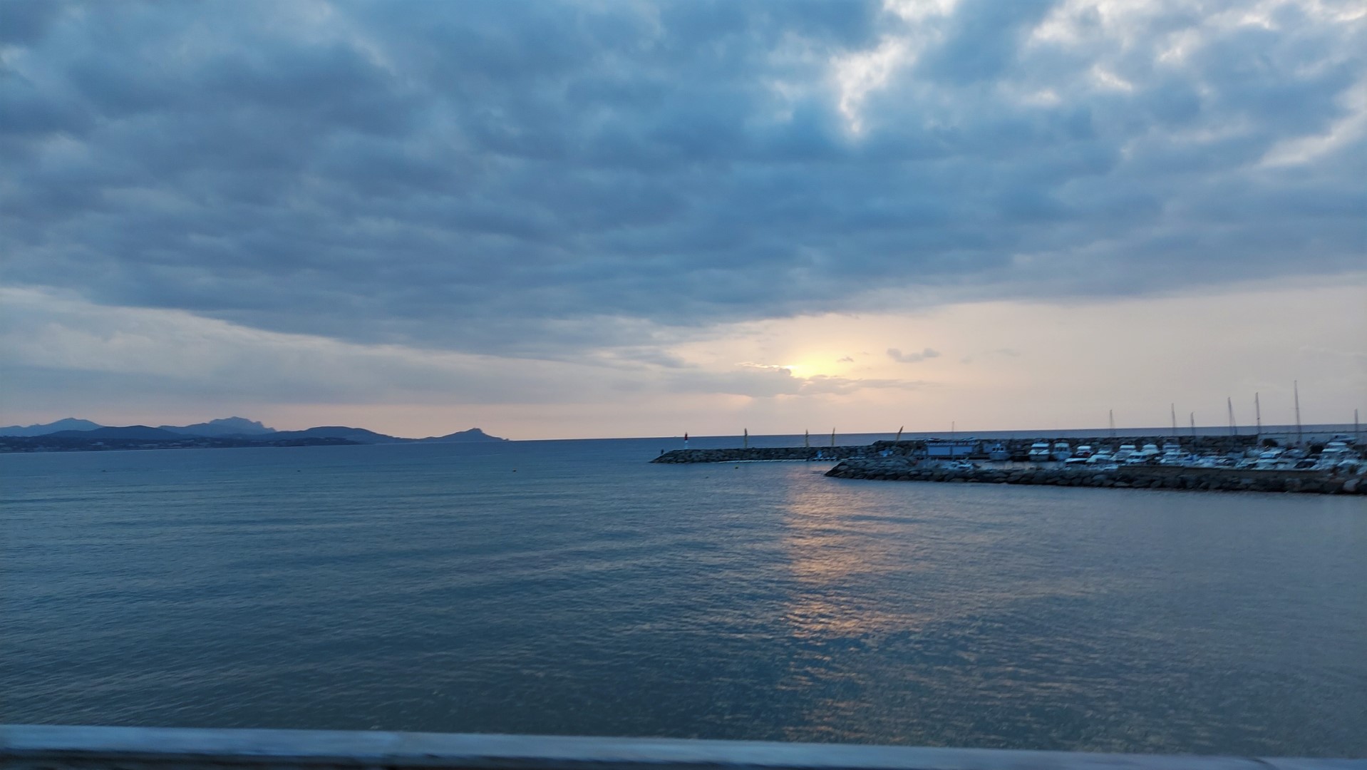 20210926_074753(0) (Grand)